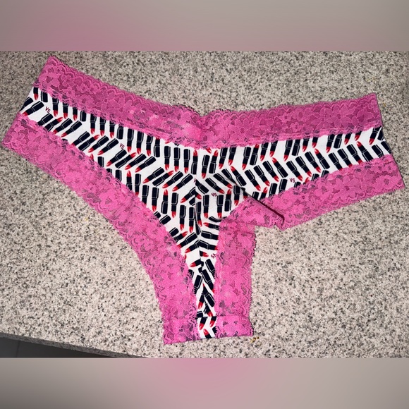 NWOT Victoria's Secret Cheeky lipstick print size large - Picture 2 of 5